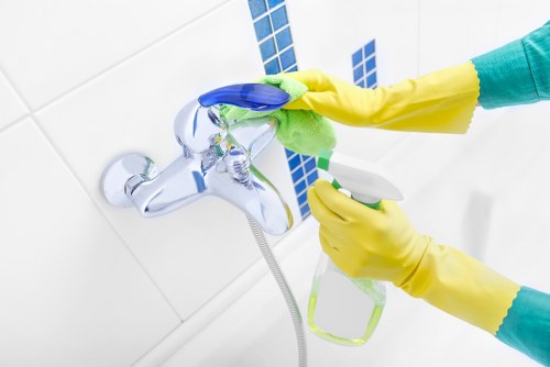 Example carpet cleaning jobs for flats and offices in Surrey Quays